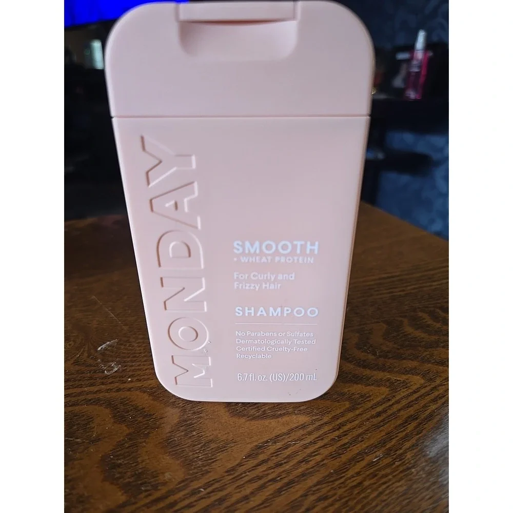 Monday‎ Haircare Moisture Shampoo